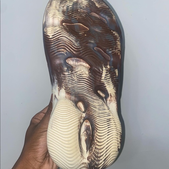 Yezzy Foam Runners “ MX Cream Clay “ - Picture 4 of 4